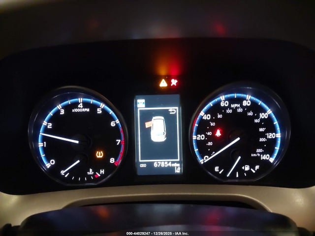 Toyota RAV4 LE 2017 2T3BFREV4HW695901 Image 7