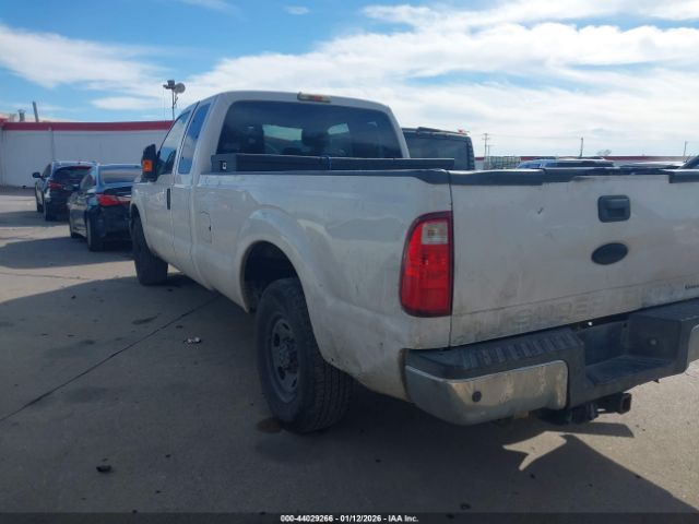 2012 FORD F-250 1FT7X2A6XCEC10931 Photo 2