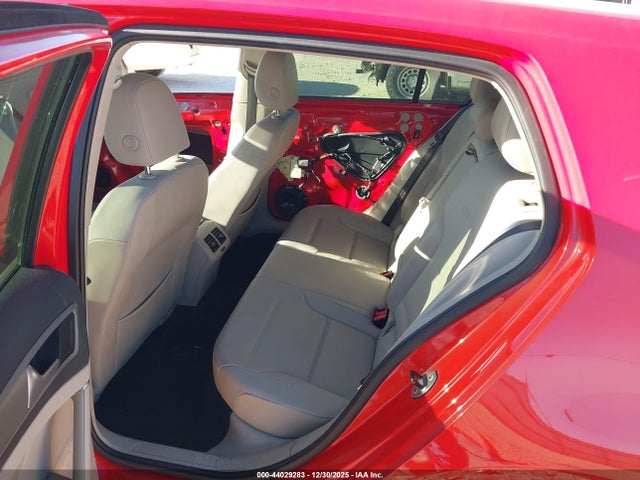 3VW217AUXGM021183 Volkswagen Golf Tsi Se 4-door