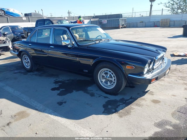 1984 JAGUAR XJ6 SAJAV1340EC370804 Photo 0