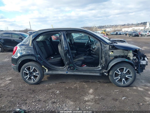 ZFBCFYAB0JP694310 Fiat 500x Pop Awd