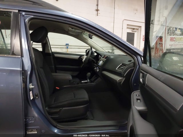 44029420 :رقم المزاد ، 4S4BSAAC7H3373575 vin ، 2017 Subaru Outback 2.5i مزاد بيع
