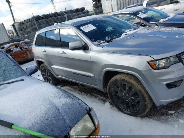 1C4RJFAG7MC655943 Jeep Grand Cherokee Laredo X 4x4
