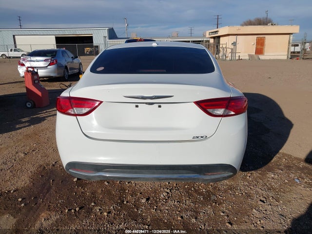 1C3CCCABXFN729290 Chrysler 200 Limited