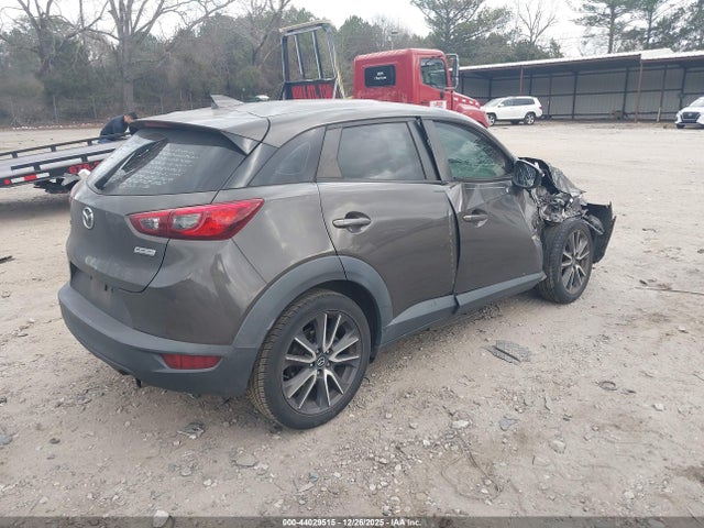 2017 MAZDA CX-3 JM1DKDC78H0174521 Photo 3
