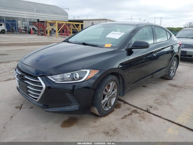 5NPD84LF8HH026443 Hyundai ELANTRA SE