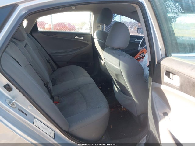 2013 Hyundai Sonata Gls მანქანა იყიდება აუქციონზე, vin: 5NPEB4ACXDH752572, აუქციონის ნომერი: 44029572