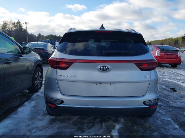 KNDPNCAC8M7917579 KIA Sportage Ex