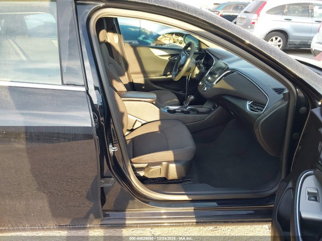 2020 Chevrolet Malibu Fwd Lt მანქანა იყიდება აუქციონზე, vin: 1G1ZD5ST3LF098810, აუქციონის ნომერი: 44029580