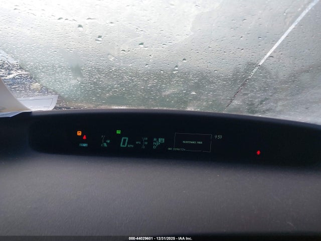 Toyota Prius Three 2014 JTDKN3DU4E1736708 Image 7