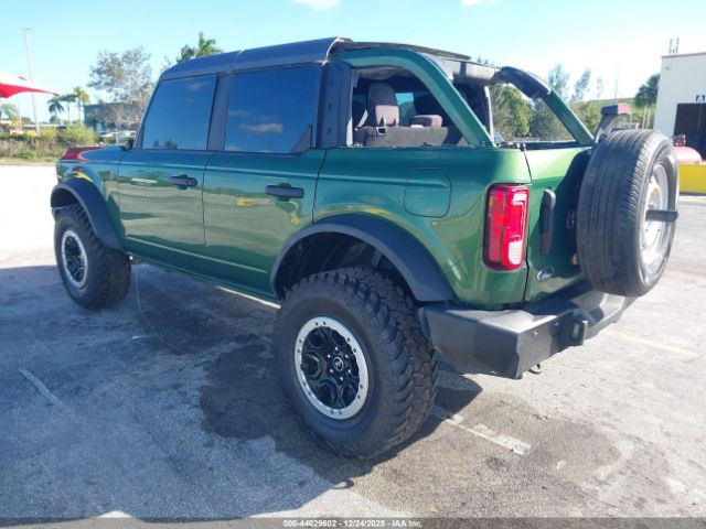 2023 FORD BRONCO 1FMDE5DH3PLB26535 Photo 2