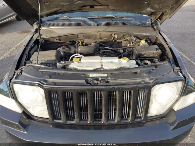 44029609 :رقم المزاد ، 1J4PN2GK9AW182549 vin ، 2010 Jeep Liberty Sport مزاد بيع