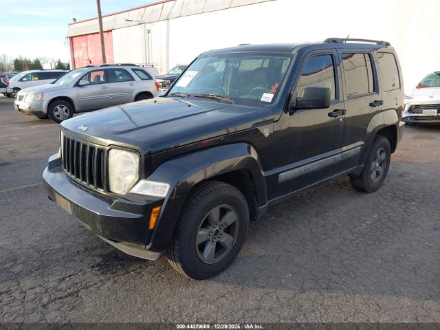44029609 :رقم المزاد ، 1J4PN2GK9AW182549 vin ، 2010 Jeep Liberty Sport مزاد بيع