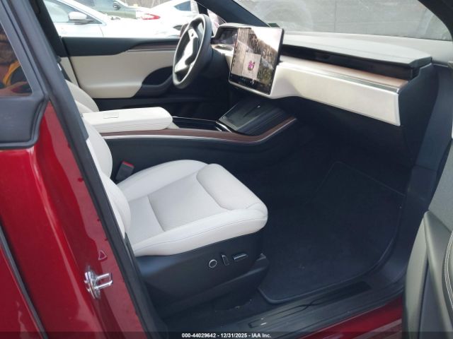 2023 TESLA MODEL X 7SAXCAE53PF422715 Photo 4