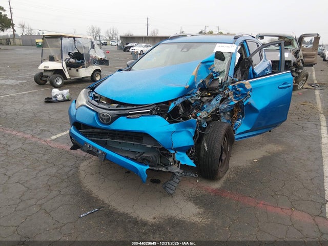 JTMZFREVXHJ713363 Toyota RAV4 LE