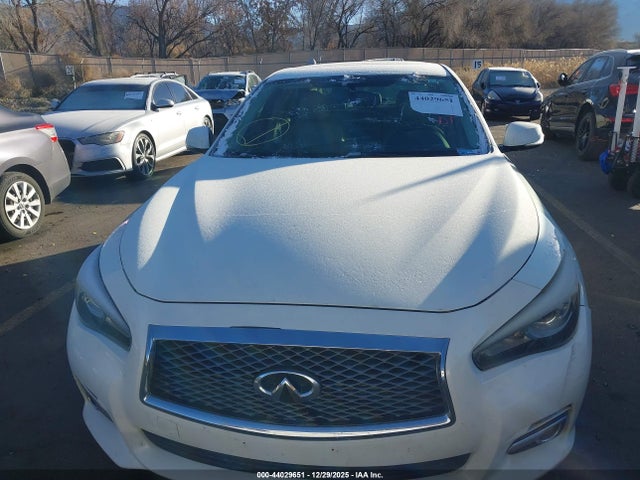 JN1BV7AR6FM392115 Infiniti Q50 Premium