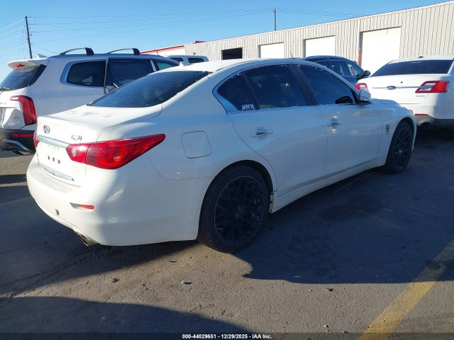 JN1BV7AR6FM392115 Infiniti Q50 Premium