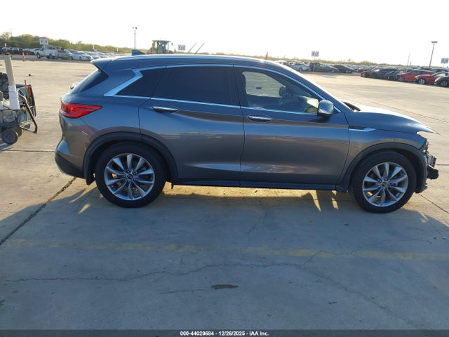 3PCAJ5M14KF136878 Infiniti Qx50 Luxe