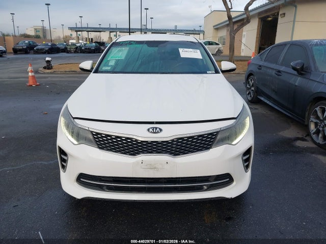 5XXGW4L21GG051601 KIA Optima Sx Turbo