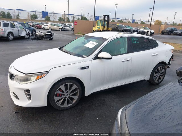 5XXGW4L21GG051601 KIA Optima Sx Turbo