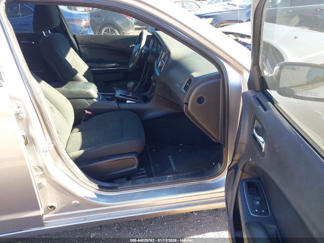 44029762 :رقم المزاد ، 2C3CDXBG5EH342569 vin ، 2014 Dodge Charger Se مزاد بيع