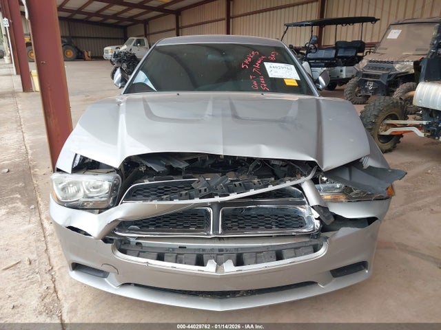 44029762 :رقم المزاد ، 2C3CDXBG5EH342569 vin ، 2014 Dodge Charger Se مزاد بيع