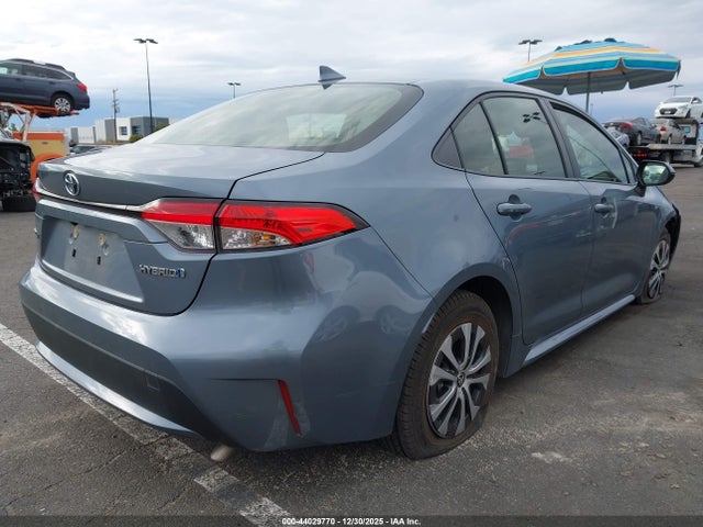 JTDEAMDE8NJ054129 Toyota Corolla Hybrid Le
