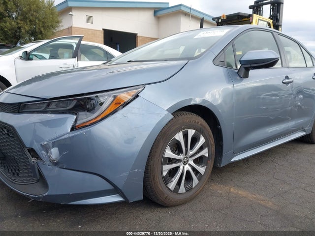 JTDEAMDE8NJ054129 Toyota Corolla Hybrid Le