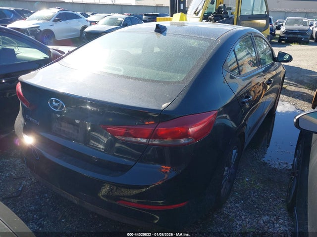 44029832 :رقم المزاد ، 5NPD84LF1JH326122 vin ، 2018 Hyundai Elantra Sel مزاد بيع