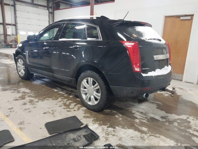2016 CADILLAC SRX 3GYFNEE31GS520412 Photo 2