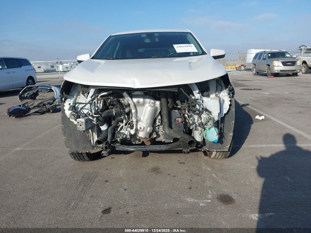 2GNAXUEV9K6293135 Chevrolet EQUINOX LT