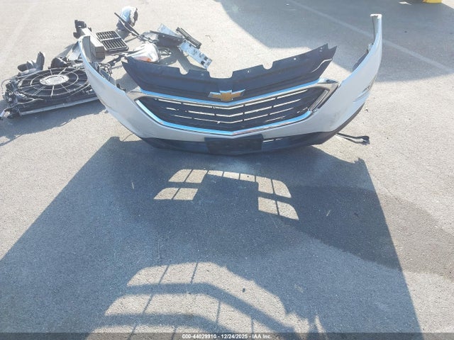 2GNAXUEV9K6293135 Chevrolet EQUINOX LT