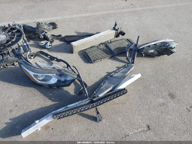2GNAXUEV9K6293135 Chevrolet EQUINOX LT