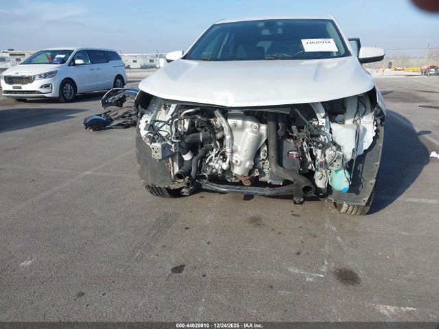 2GNAXUEV9K6293135 Chevrolet EQUINOX LT