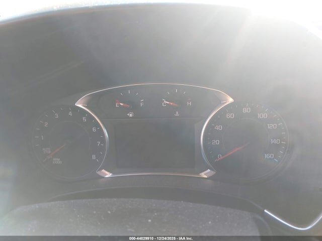 2GNAXUEV9K6293135 Chevrolet EQUINOX LT
