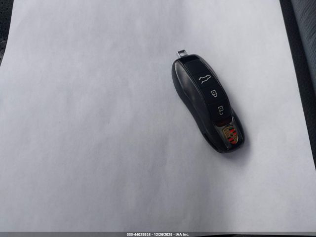 2015 PORSCHE CAYENNE WP1AB2A21FLA56240 Photo 10