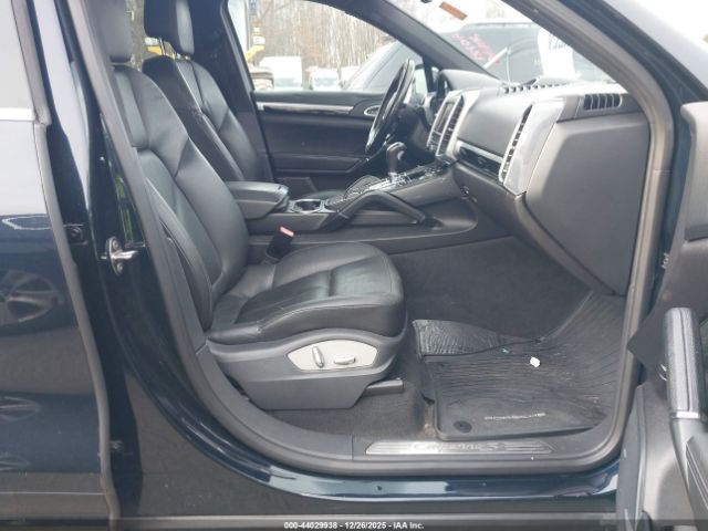 2015 PORSCHE CAYENNE WP1AB2A21FLA56240 Photo 4