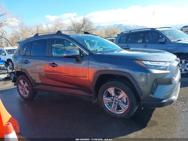 Toyota Rav4 Xle 2025 2T3P1RFV4SC496035 Image 14