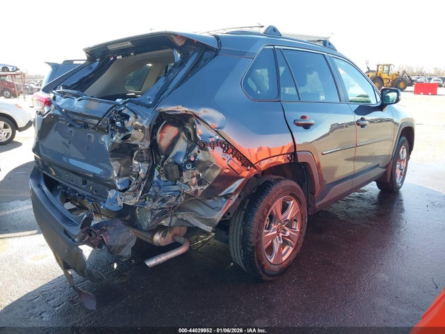 Toyota Rav4 Xle 2025 2T3P1RFV4SC496035 Image 4