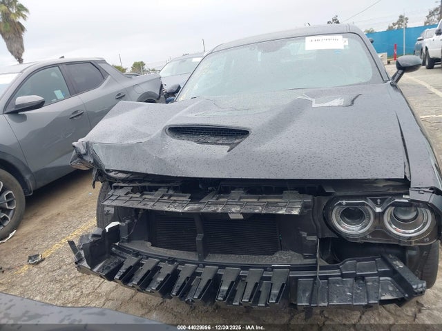 2C3CDZJGXNH112958 Dodge Challenger Gt
