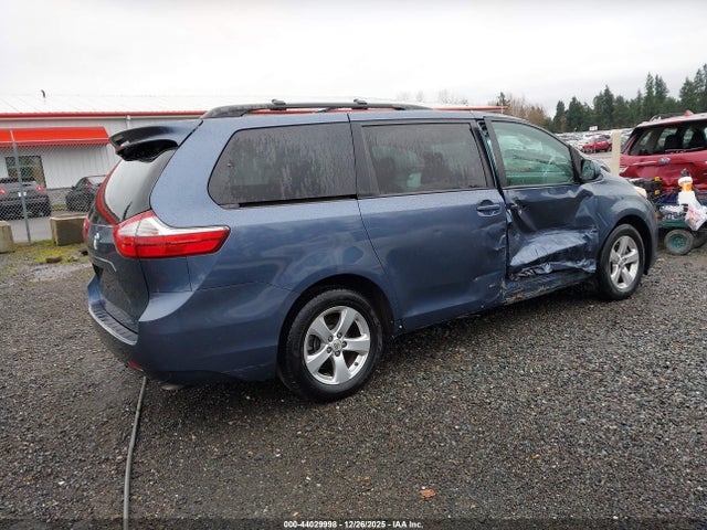 5TDKZ3DC4HS851134 Toyota Sienna Le 8 Passenger