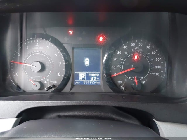5TDKZ3DC4HS851134 Toyota Sienna Le 8 Passenger