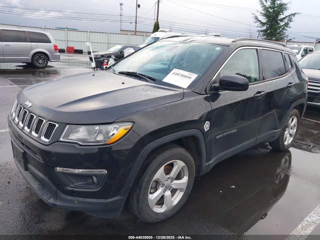 Jeep Compass Latitude Fwd 2018 3C4NJCBB5JT377186 Image 2