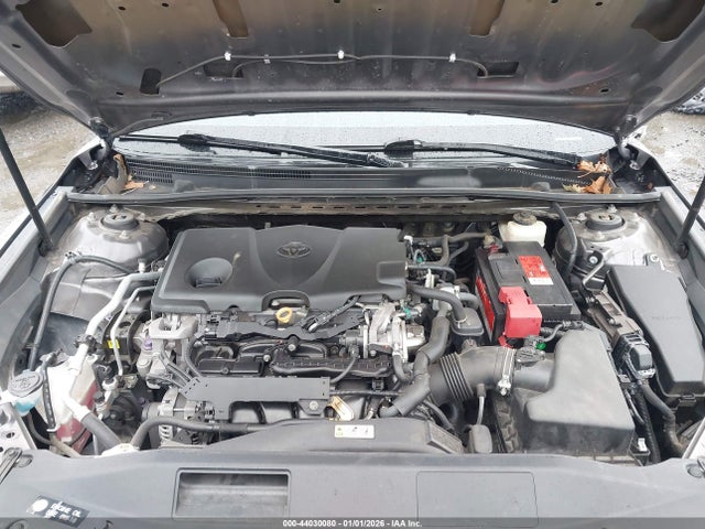 4T1B11HK5JU504583 Toyota CAMRY SE
