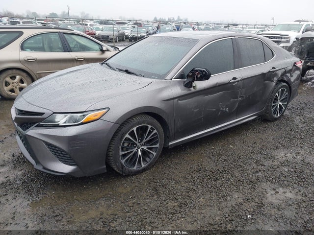 4T1B11HK5JU504583 Toyota CAMRY SE
