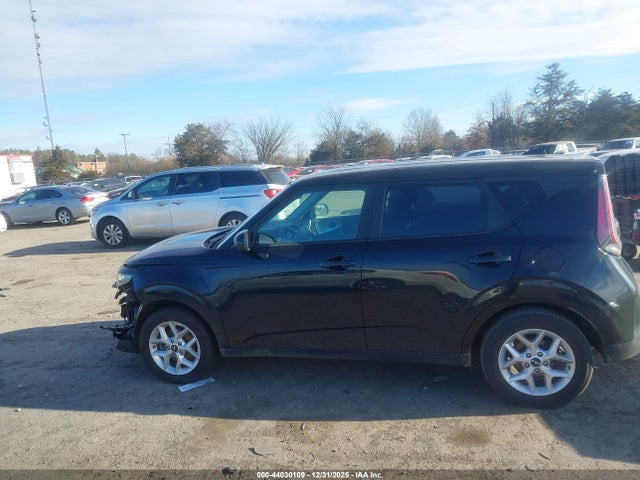 2024 Kia Soul Lx მანქანა იყიდება აუქციონზე, vin: KNDJ23AU9R7239262, აუქციონის ნომერი: 44030109