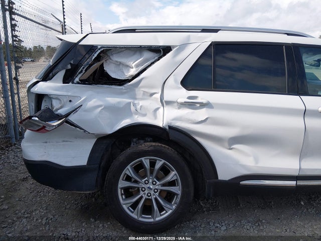 2022 FORD EXPLORER 1FMSK8FH0NGB03055 Photo 5