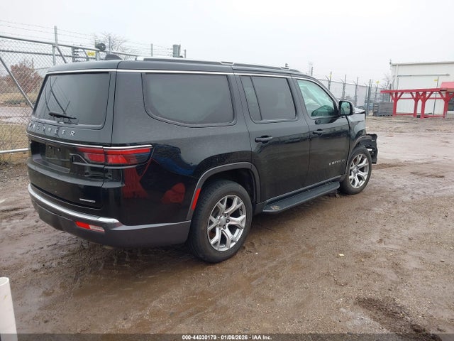 2022 JEEP WAGONEER 1C4SJVBT4NS205472 Photo 3