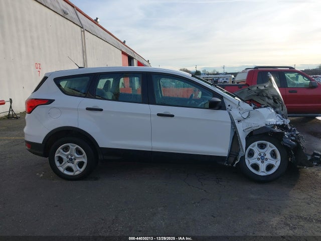 1FMCU0F7XKUA47694 Ford ESCAPE S