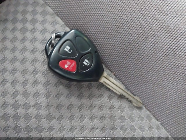 2007 TOYOTA RAV4 JTMBD33V075095811 Photo 10